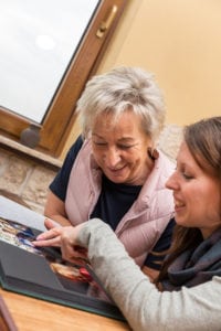 Elderly Care in Lake Forest IL: Using Pictures to Help Dementia Patients